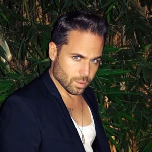 Meet your Posher, Aaron